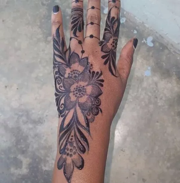 floral-and-leaf-motifs-henna-tattoo-design