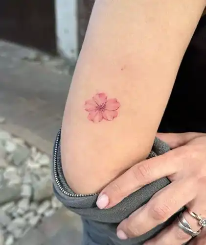 realism-floral-tattoo-design