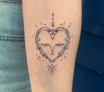 minimalistic-abstract-tattoo-design