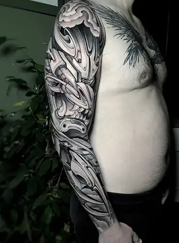 biomechanical-customization-and-storytelling-tattoo