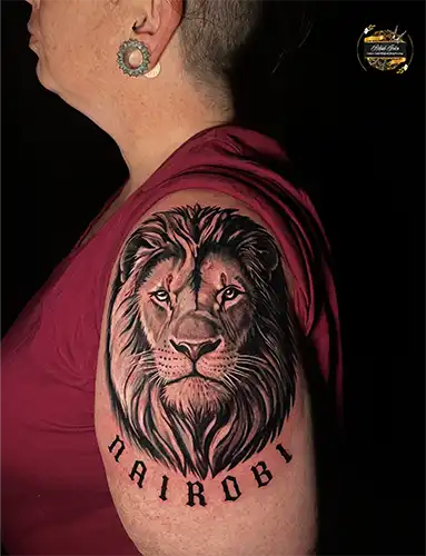 black-and-grey-realism-potrai-lion-with-gothic-lettering